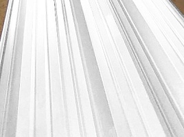 фото 1 - окрашенный профнастил нс44-1000, 0,5 мм, белый